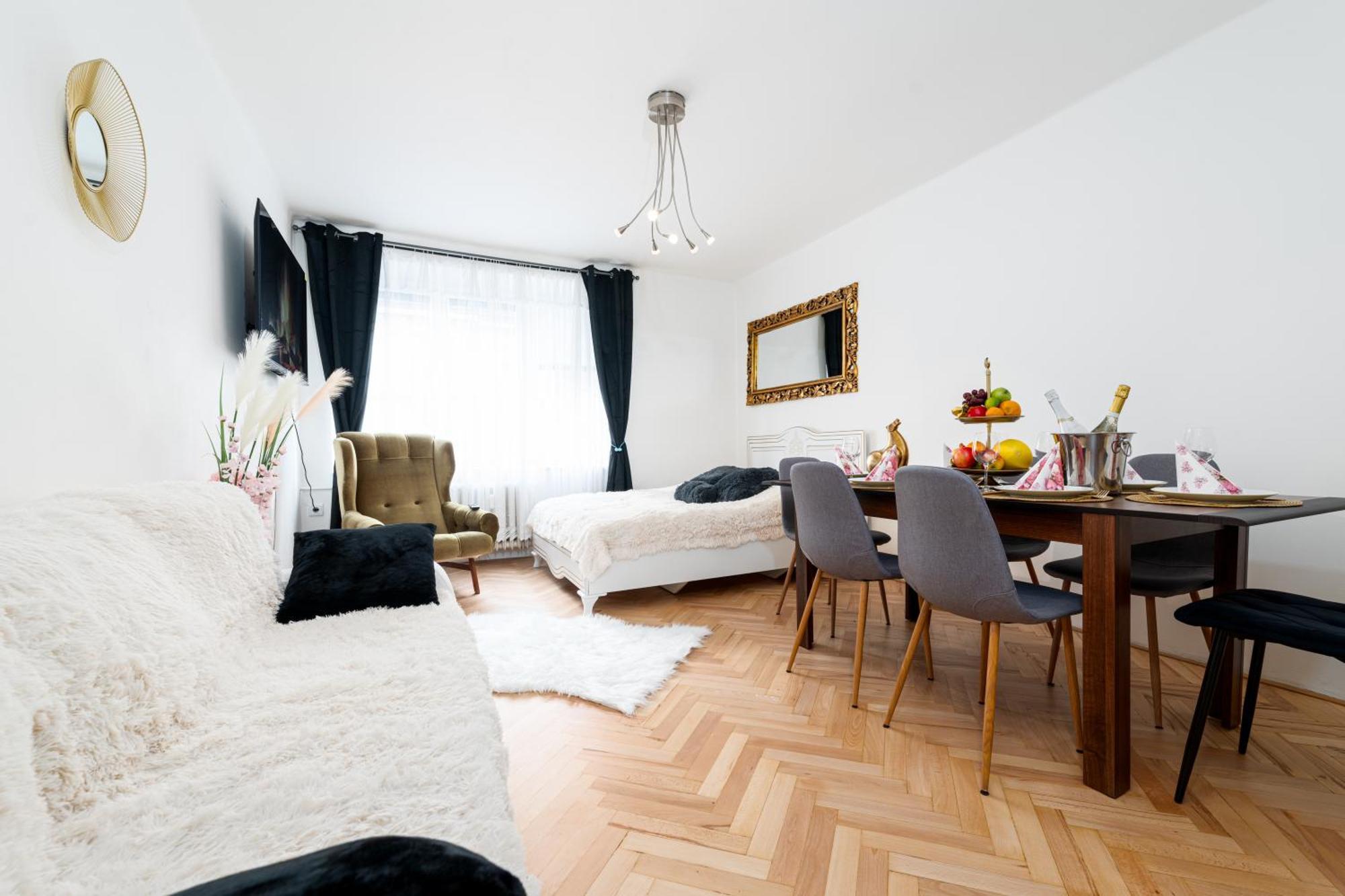 Apartamento Kingdom Of 3 Roses Praga Exterior foto